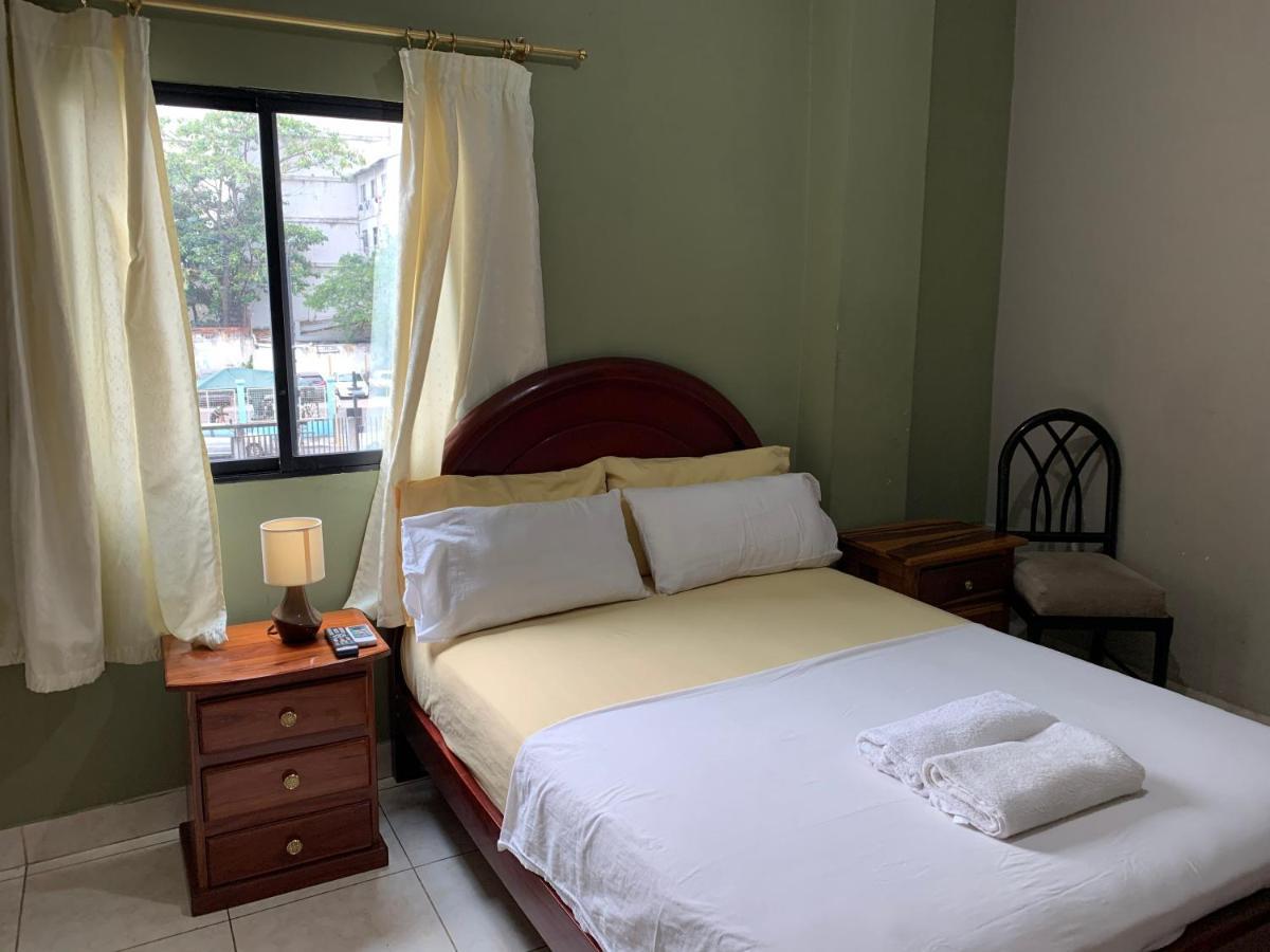 Residencial Turistico Rio Guayas Bed & Breakfast Guayaquil Exterior foto